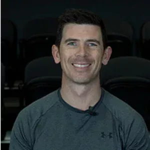 Dr Enda King